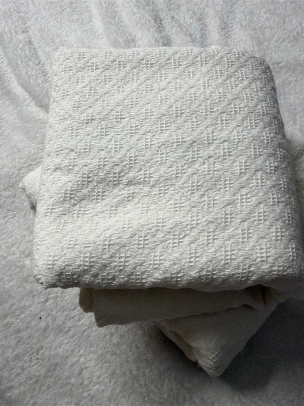 Docofil Euro Sham 30” x 30” Classic White Waffle Weave 100% Cotton pair